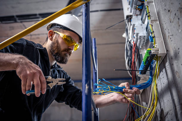 Best Emergency Electrician Near Me  in Washburn, IL